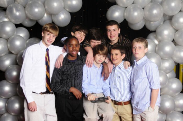 Middle_School_dances_awkward_moments_04.jpg