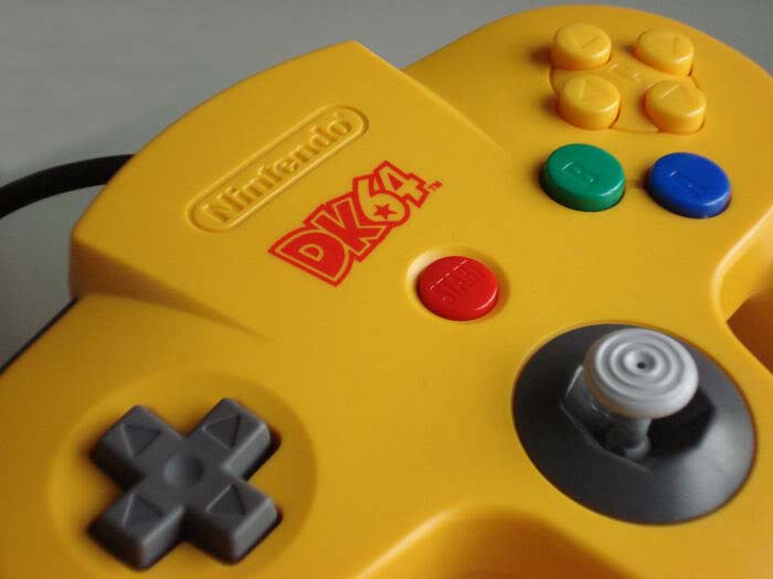 N64 Brasil DK64 Banana Controller