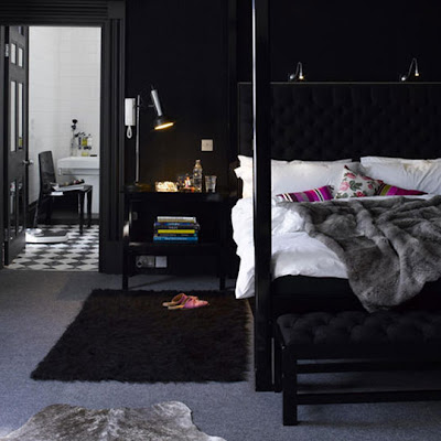 Black  Purple Bedroom on Black Bedroom  This Would Be Too Much Black