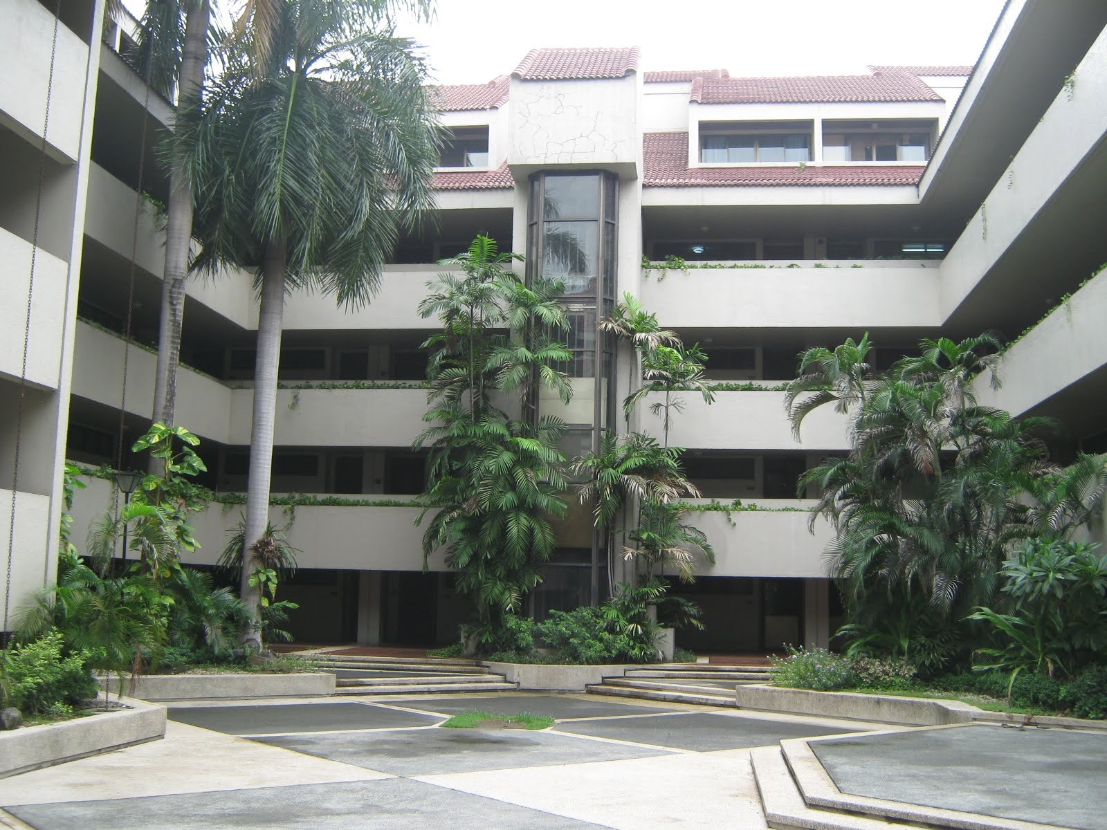Condominium For Sale&Rent Galleria de Magallanes