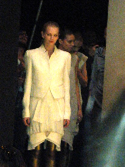 [Fashion+Week+-+day+1+055.jpg]