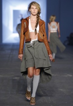 [alexander-wang04-240x350.jpg]