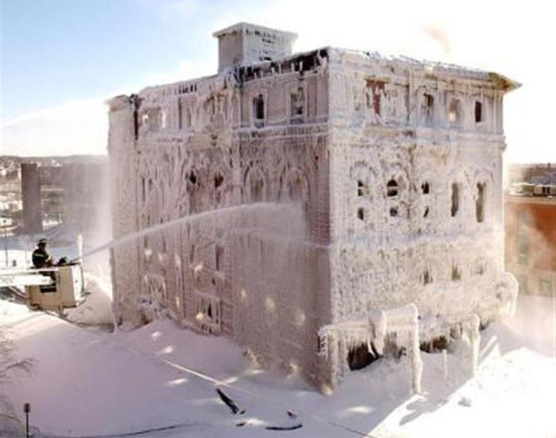 Freemasons For Dummies: Bangor, Maine Masons Move Into Historic New Home