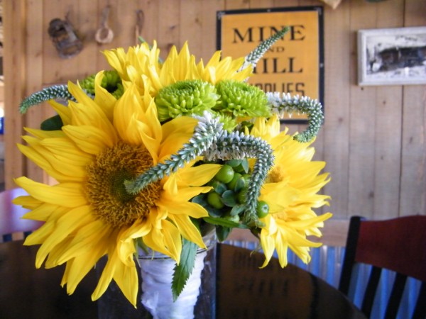 More Breckenridge wedding inspiration from Sunflowers Delphinium 
