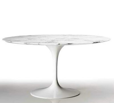 White Saarinen Table