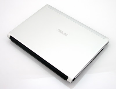 ASUS UL30A-A1 laptop overview