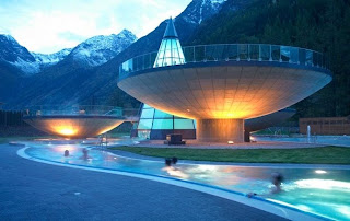 Aqua Dome