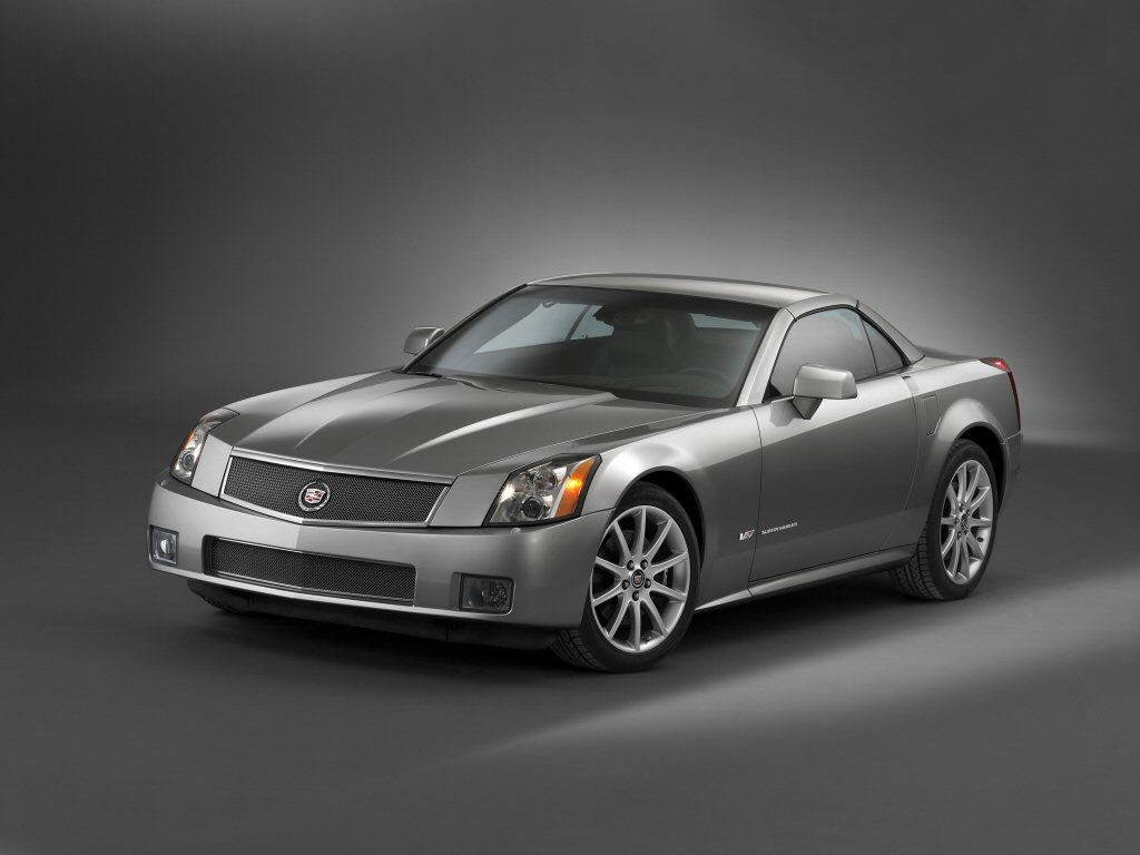 [Cadillac_XLR-V_Roadster,_2006.jpg]