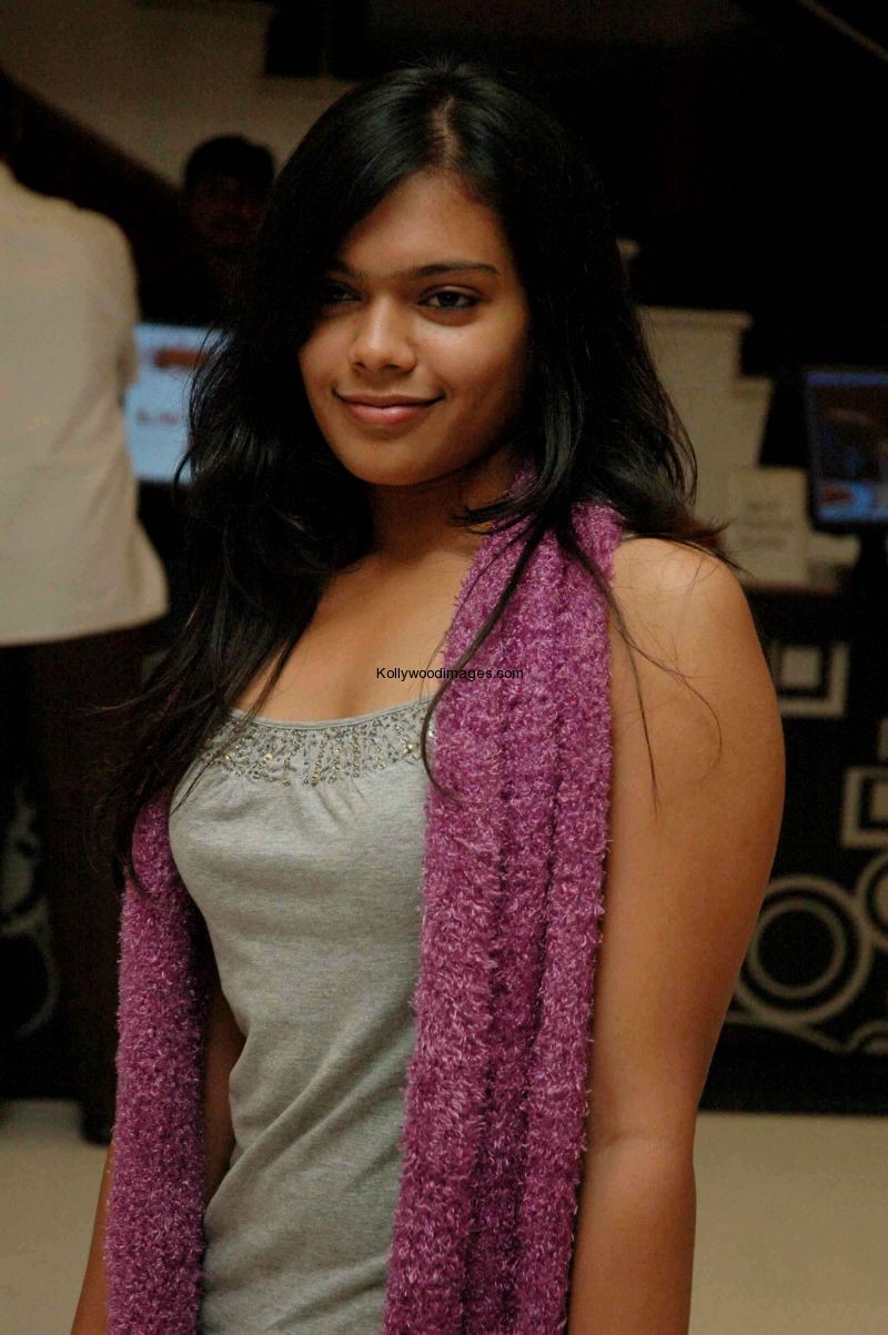 actor parthiban height actor keerthana parthiban 28 images parthiban daughter actor parthiban height actor keerthana parthiban 28 images parthiban daughter