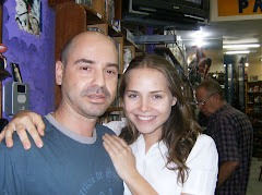 Atriz visita locadora