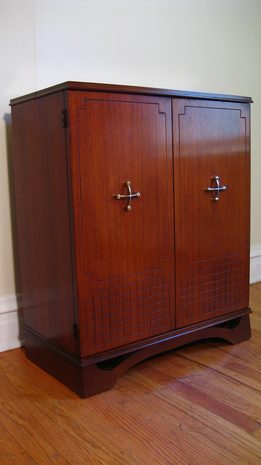 flatout design Deco Liquor