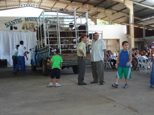 [12-42-22-+013c.jpg]