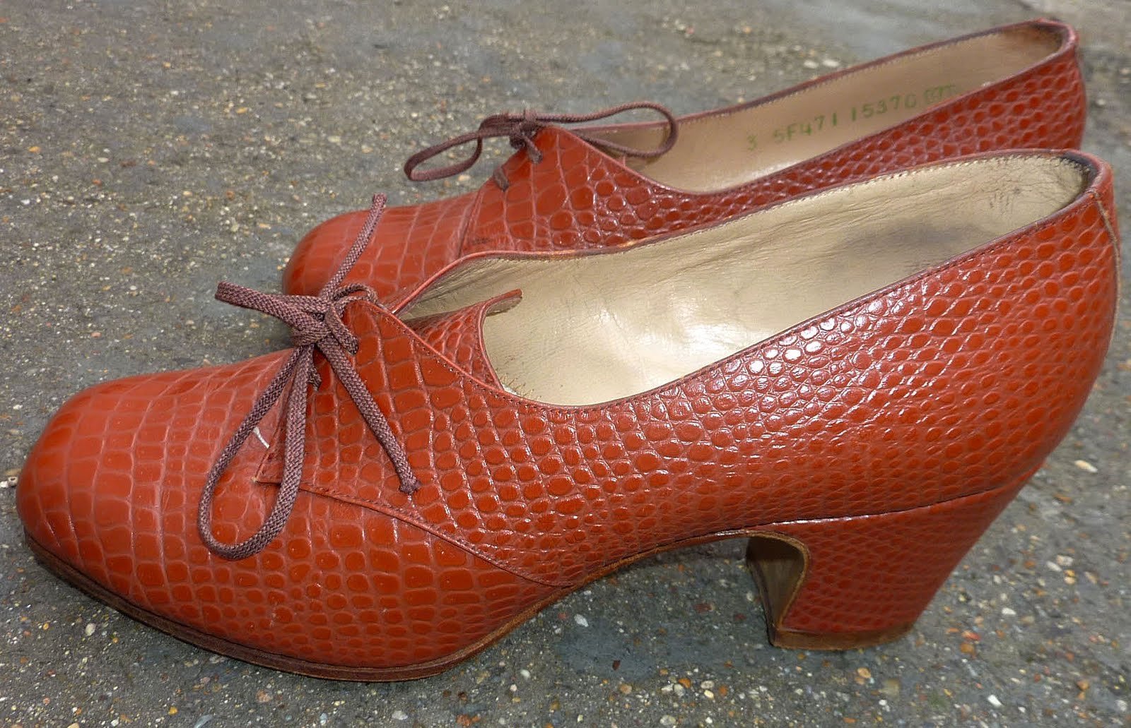 chaussure style année 40