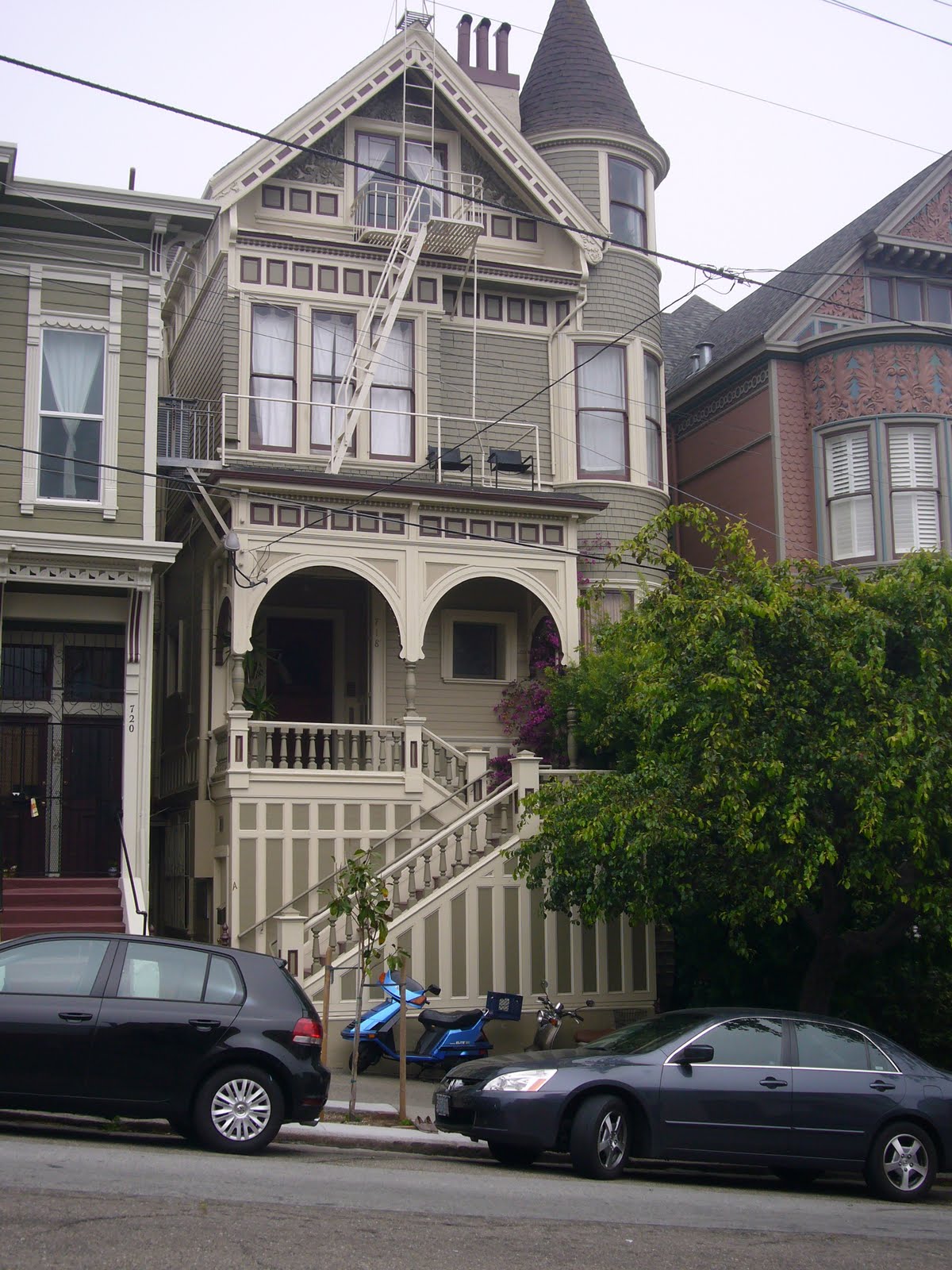 Walking San Francisco Laurel Heights, The Haight and Charles Manson!