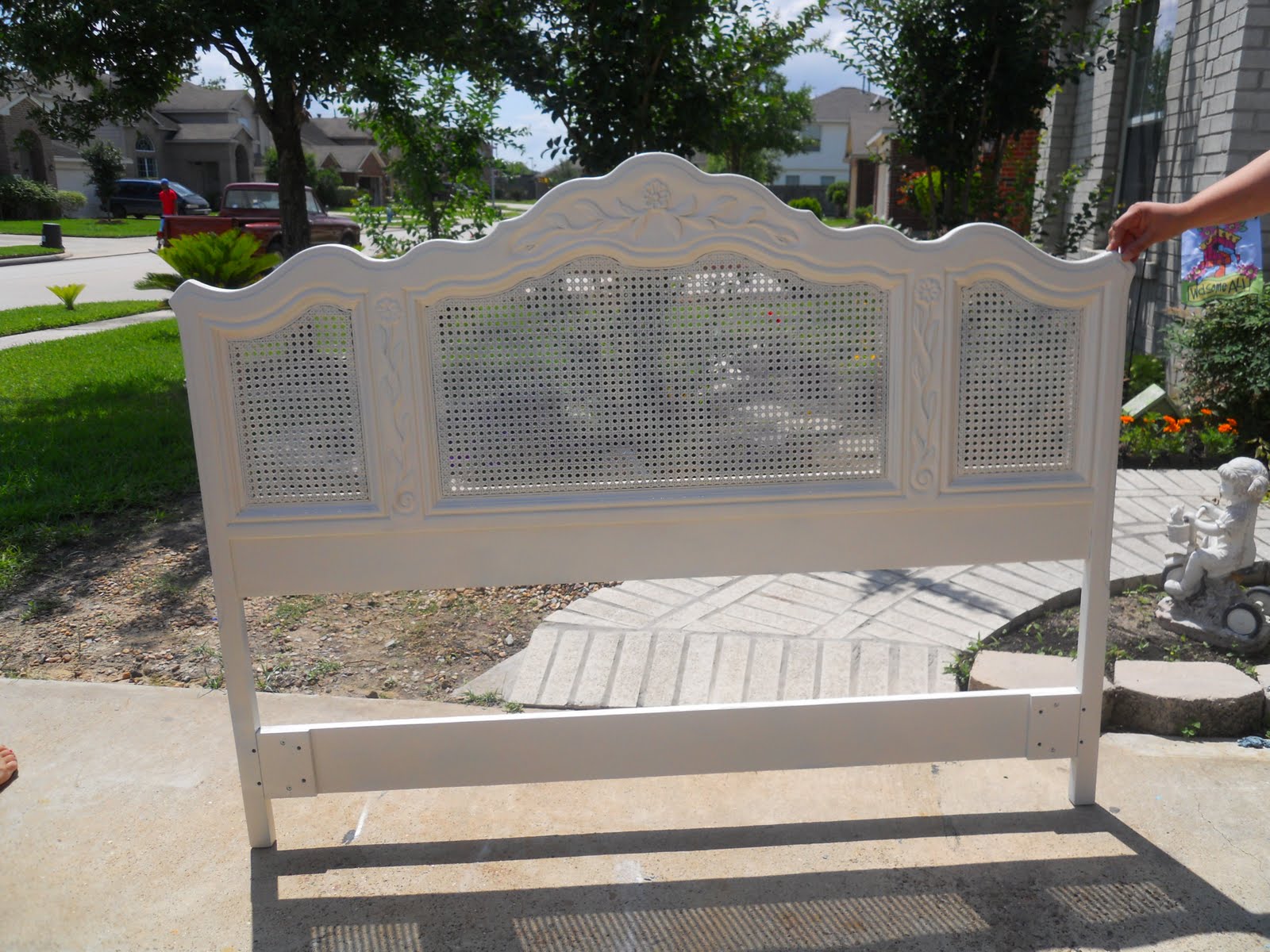 *yOuNiQuE 727* Shabby Chic White Headboard Tabitha