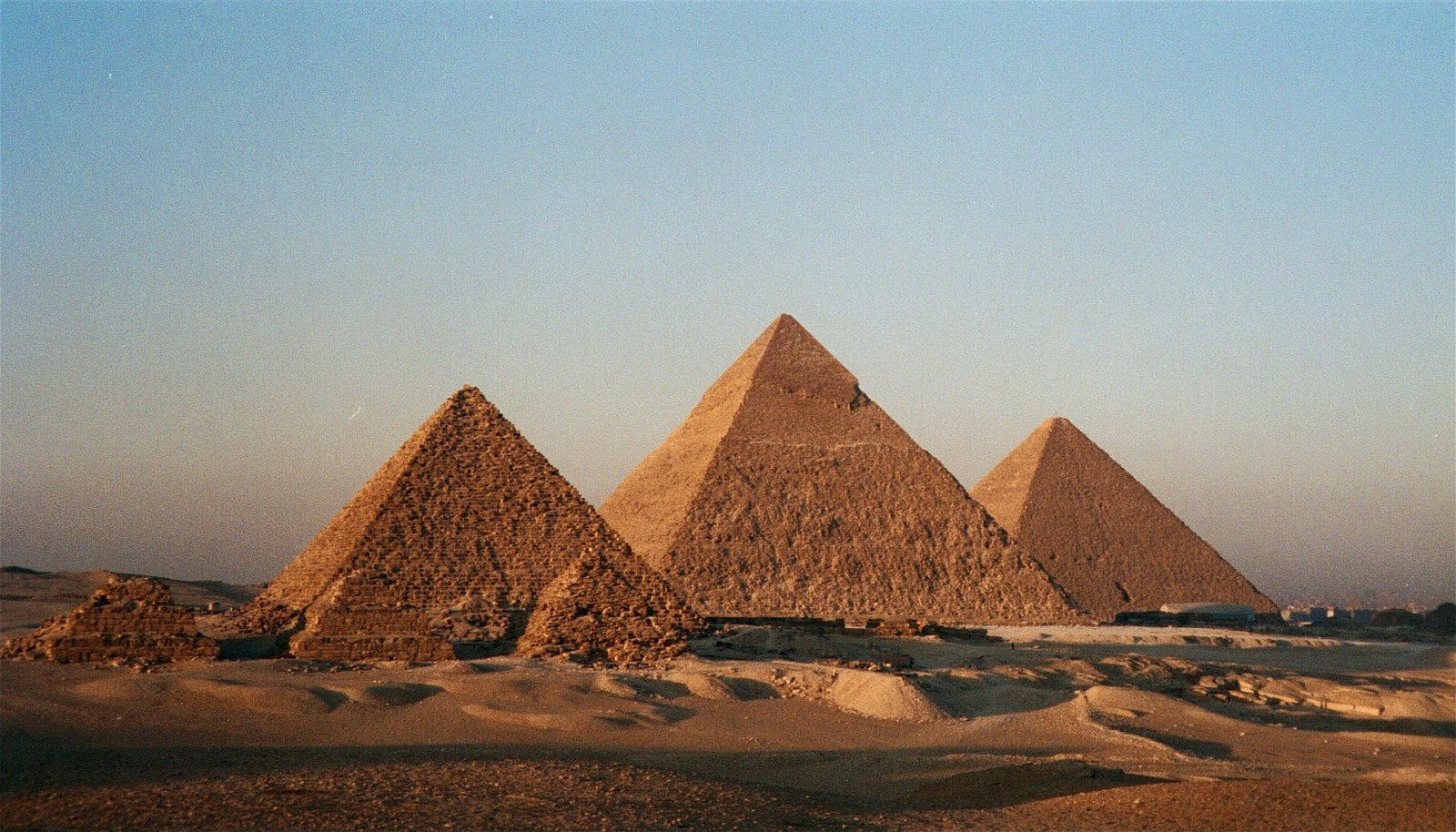[Pyramids.jpg]