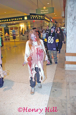 Zombies, Monroeville Mall
