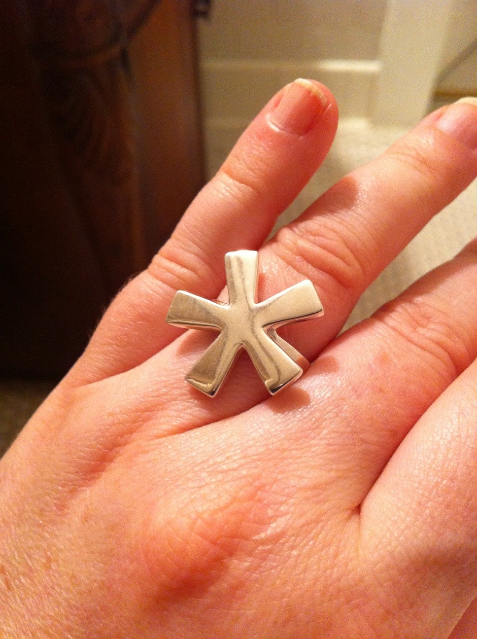 Asteriks+ring+for+B-day+8-5-10.JPG