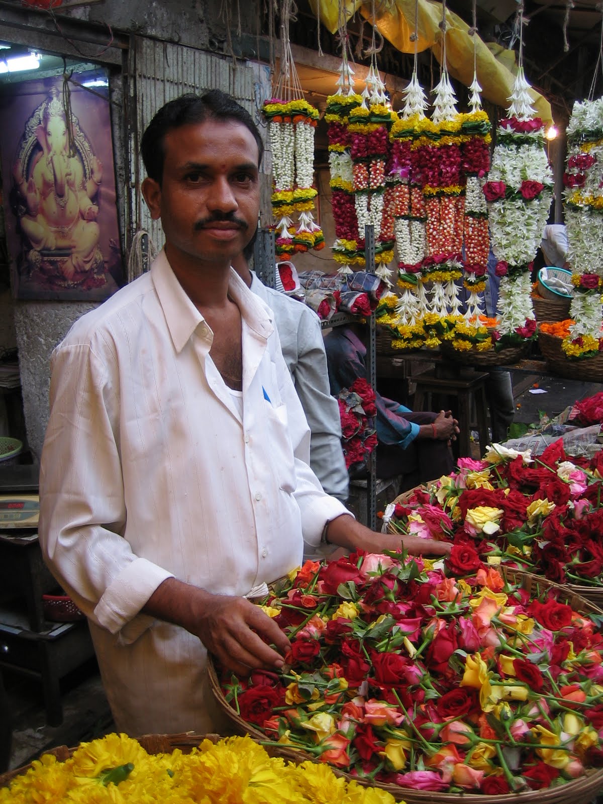 Bomberg in Bombay Dadar Flower Market