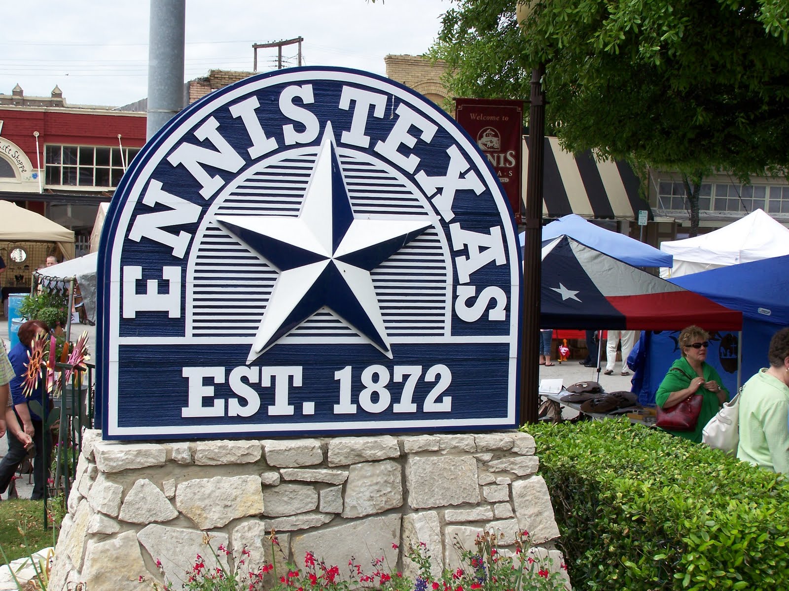 Cozy in Texas Ennis Festival