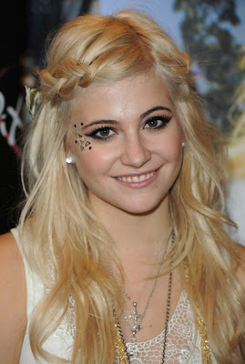 pixie photo pixie photo