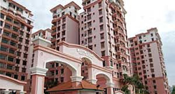 HOLIDAY ACCOMMODATION