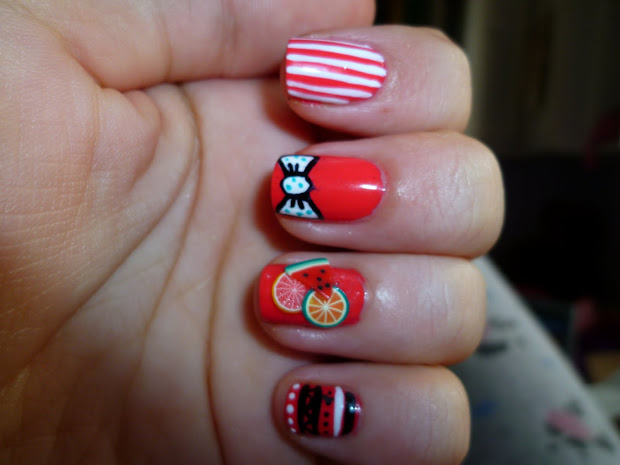 little curly girl nail art