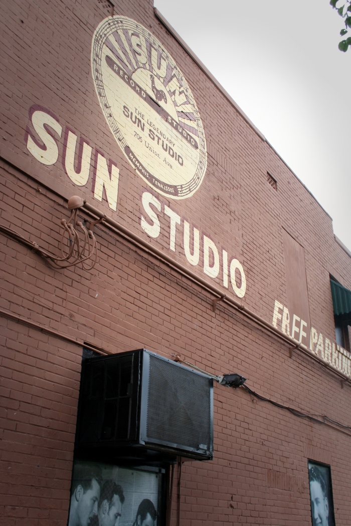 [SunStudio.JPG]