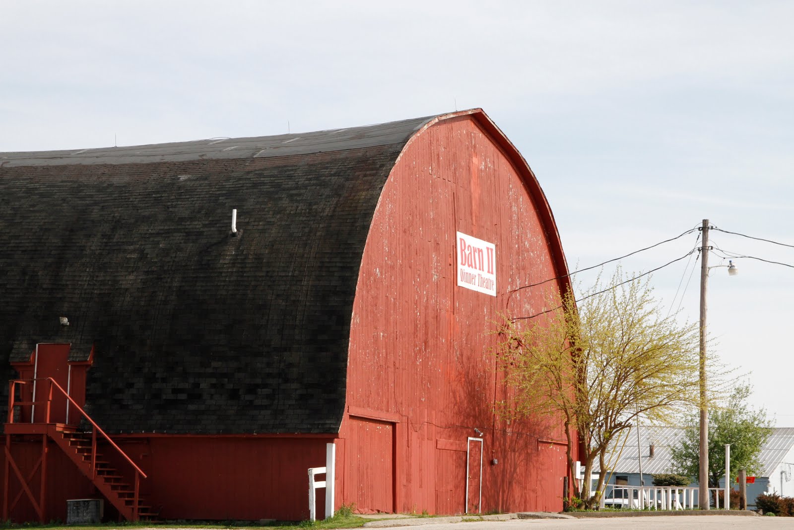 COOLKAYAKER1 Conklin Barn Theater, Goodfield, Illinois