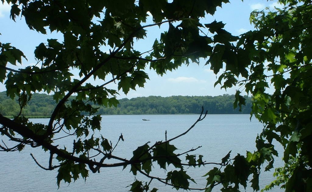 COOLKAYAKER1 Clinton Lake, Illinois.