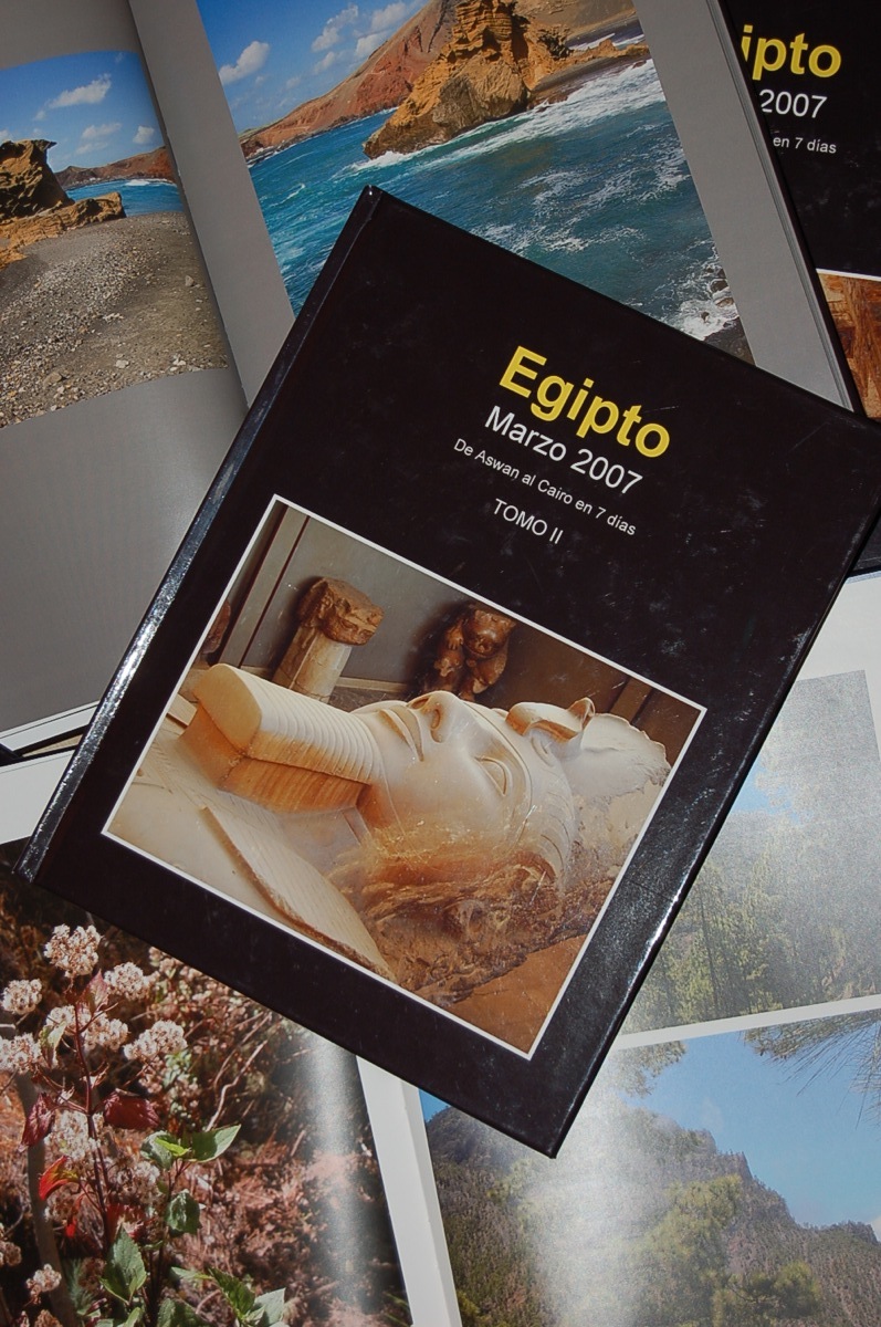[20081006-fotolibro-01.JPG]