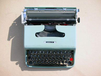 typewriter.jpg