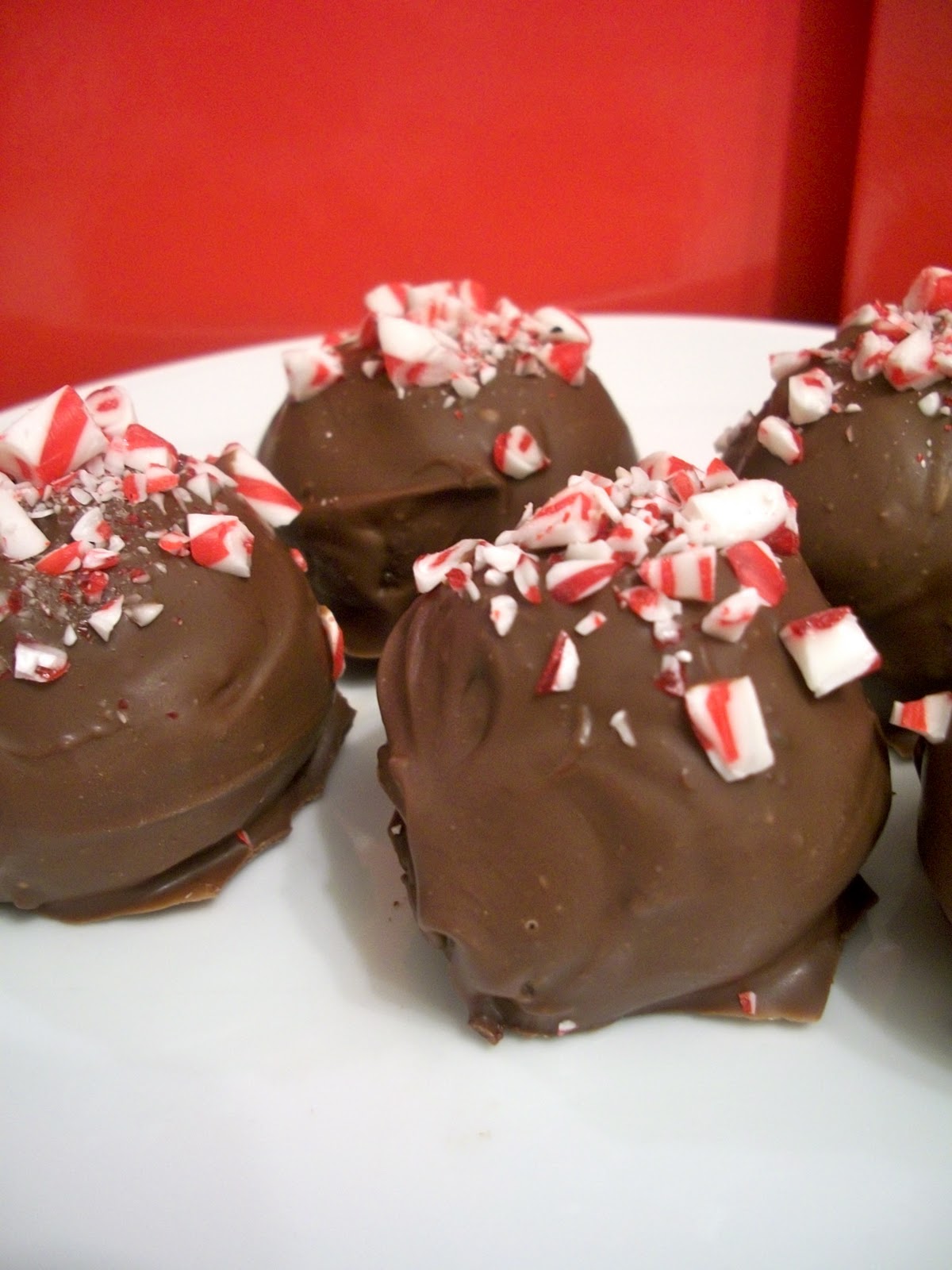 Brooke Bakes Christmas Cake Balls (Rudolph and Candy Cane)