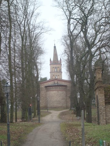 Die Kirche Petzow im Winter