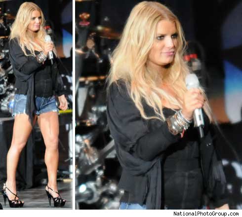 [jessica_simpson-baru.jpg]