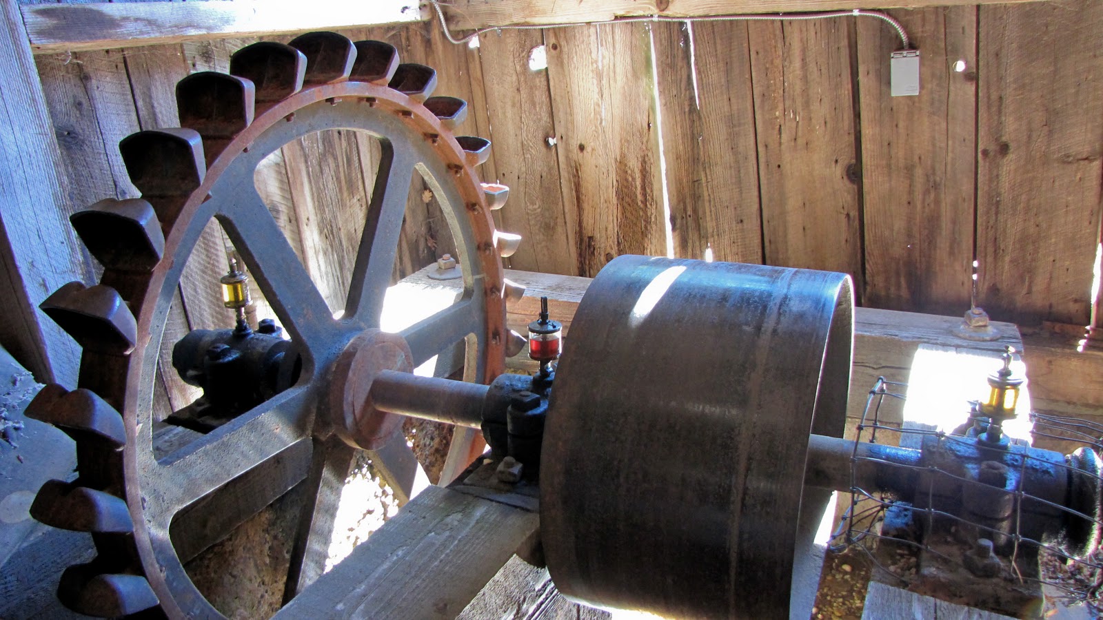 Sierra Mayhem Mining Company Pelton Wheel Powers The Mines