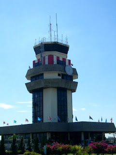 [Brasil] PJM Curitiba requer a condenação de controladores de voo por motim Torre+de+controle+de+voo