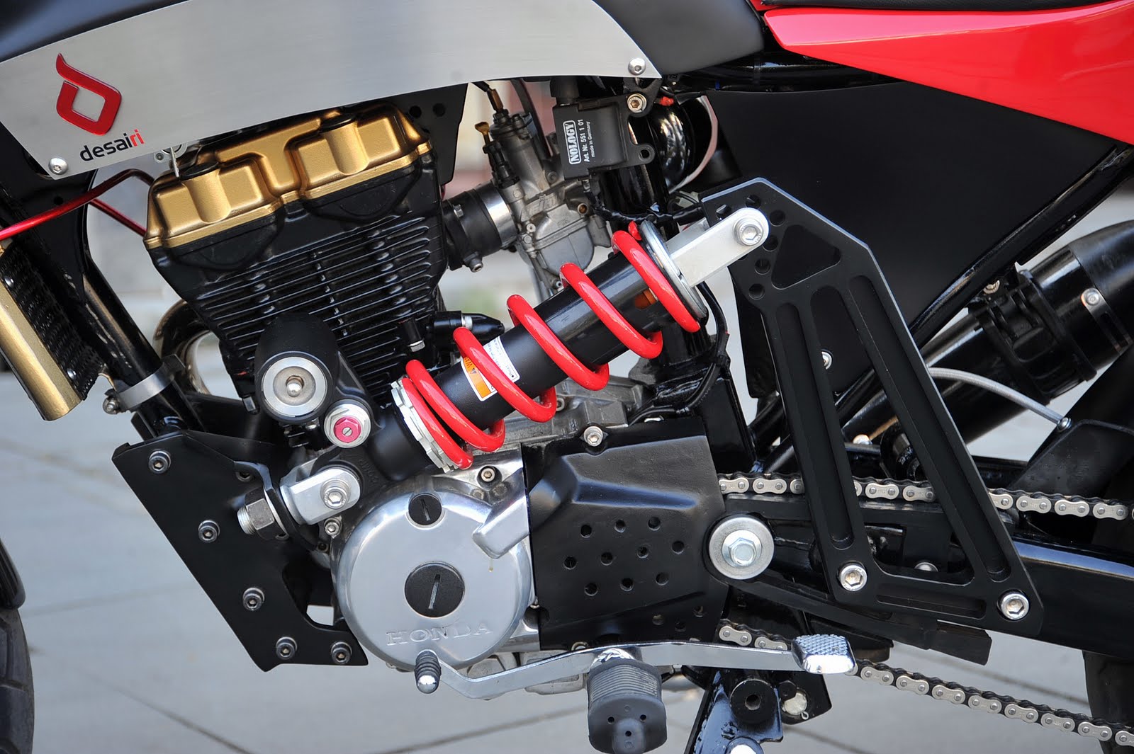 Honda CB 1300 чертеж рамы