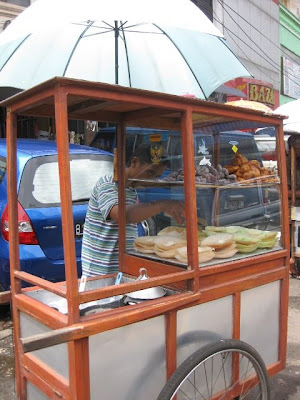 Kue Leker