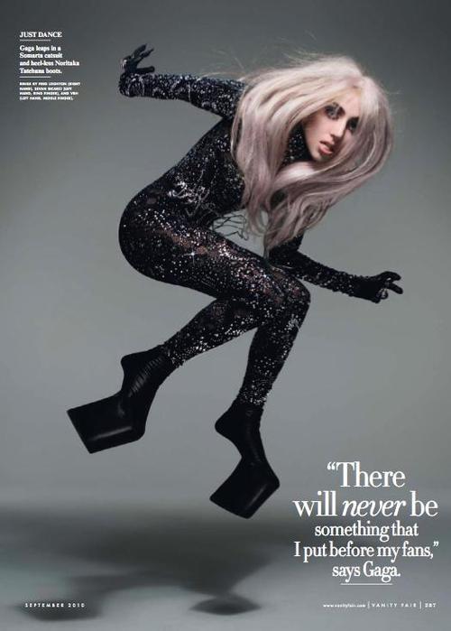 Loving Lady Gaga in Vanity Fair today! She looks very pretty and the video 