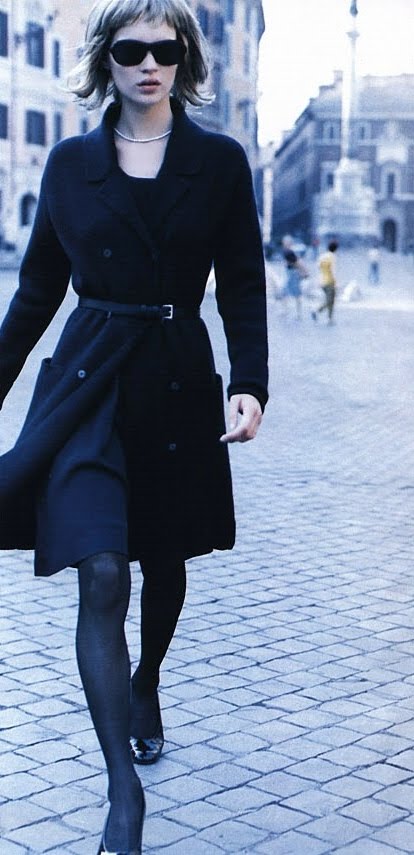 [Kate+Moss+1994+by+Peter+Lindbergh+06.jpeg]