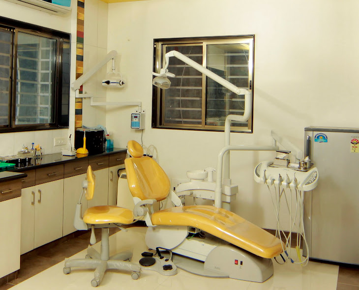 DENTAL CHAIR