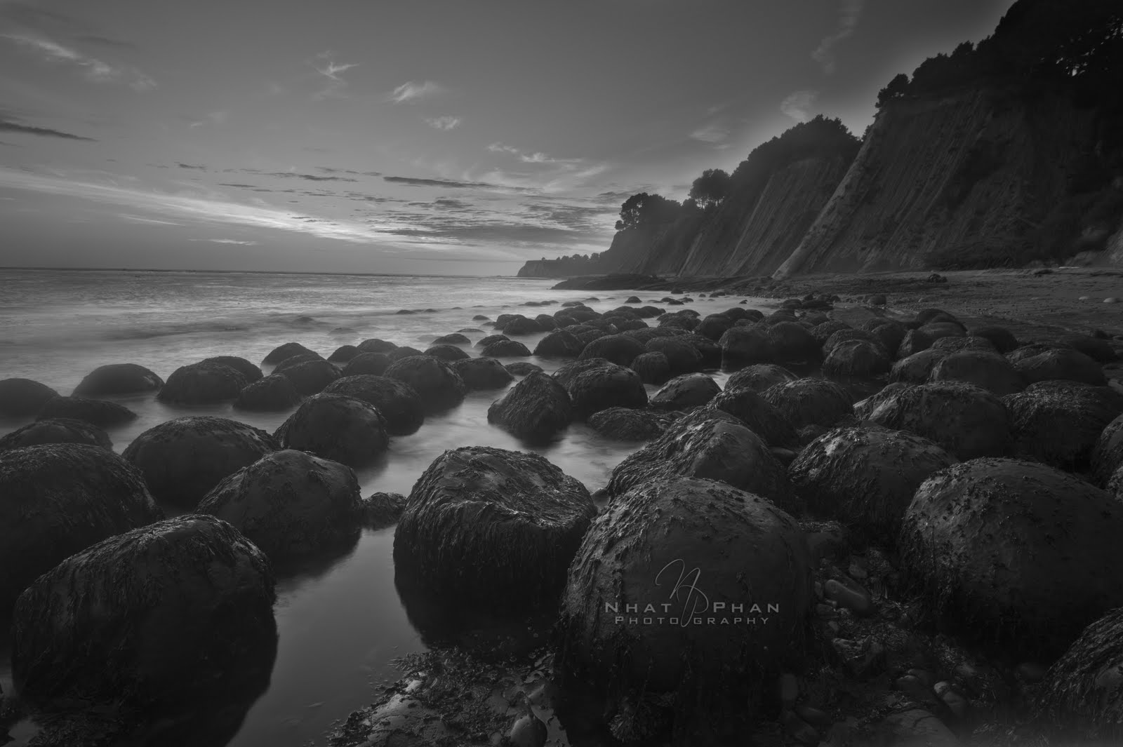 Photography and more Bowling Ball Beach