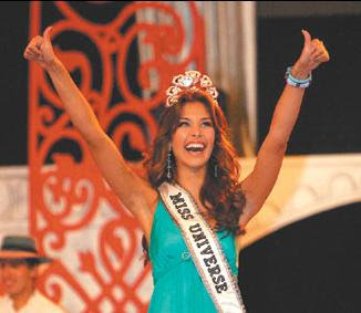 Miss Grand Slam 2010-Miss Grand Slam có thành tích thấp nhất Miss+Universe+2008+Dayana+Mendoza