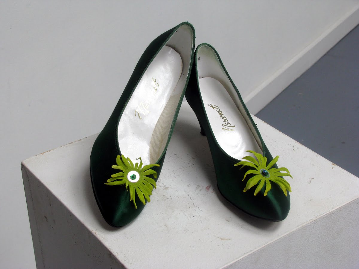 leaf shoes