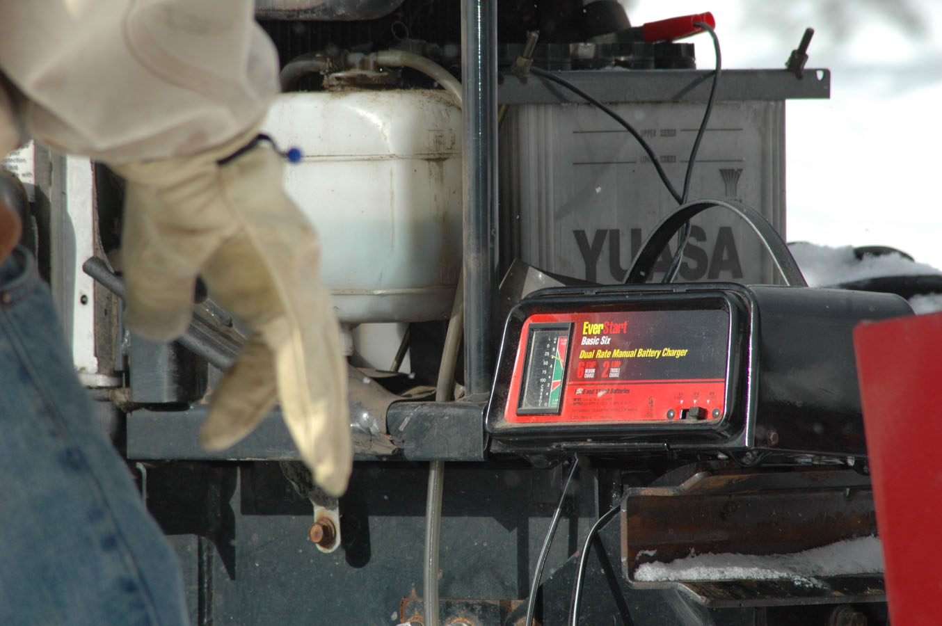 [charging+011010.jpg]