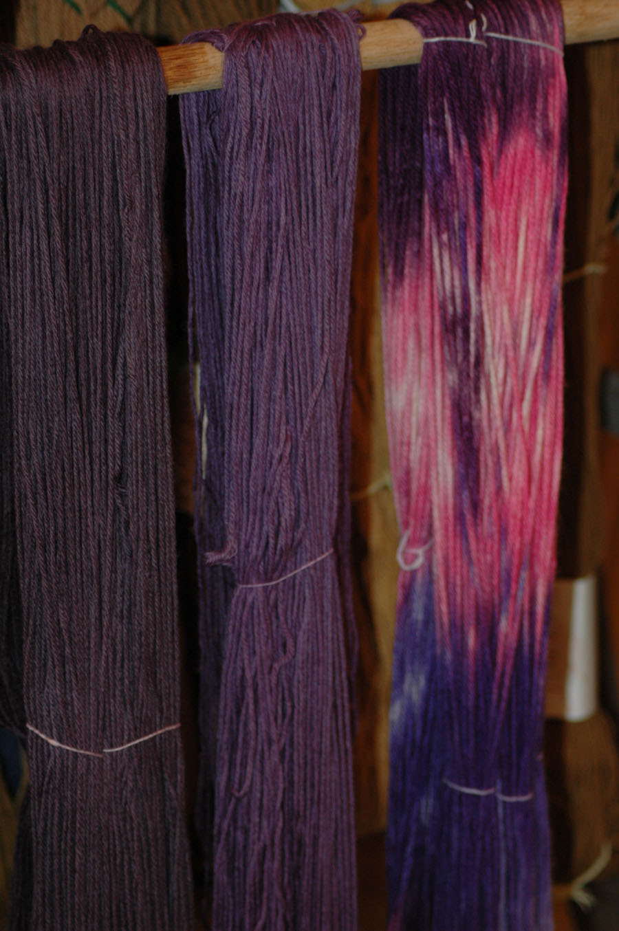 [logwood+purple+worsted+012510.jpg]