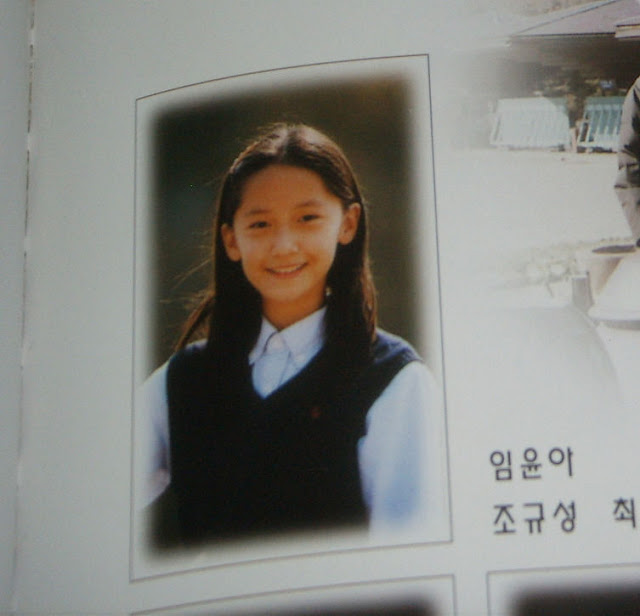 Foto kelulusan SMP YoonA
