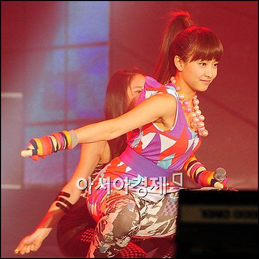[victoria.jpg]