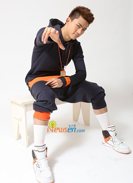 [taecyeon.jpg]